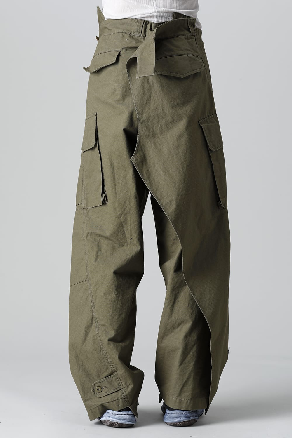 Slided Piece Cargo Pants