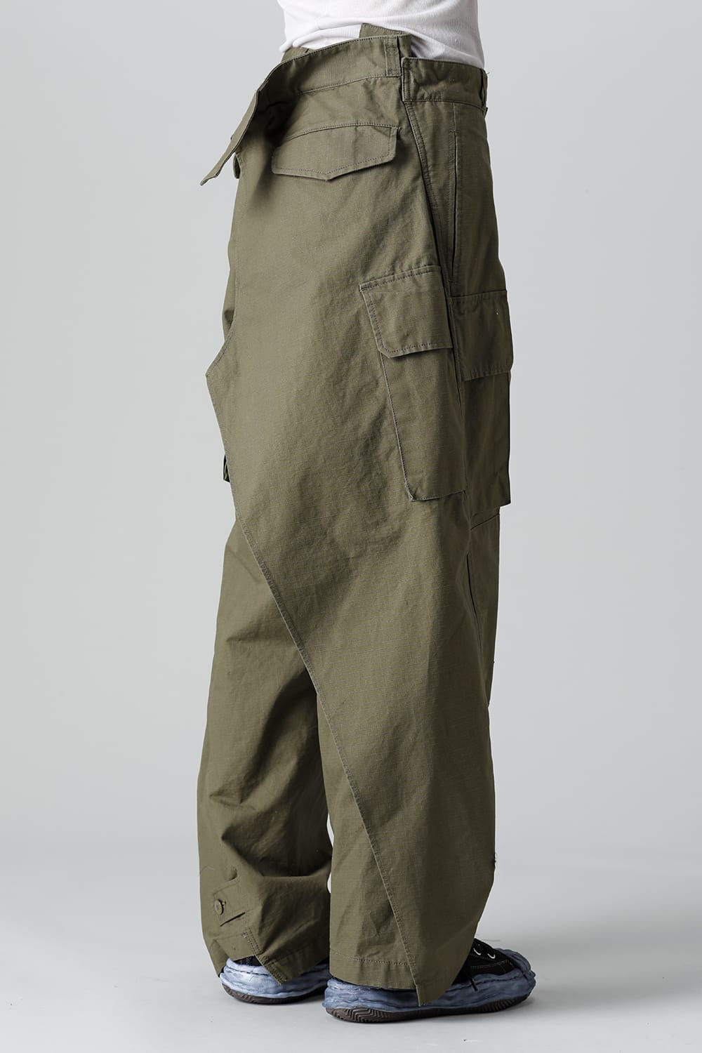 Slided Piece Cargo Pants