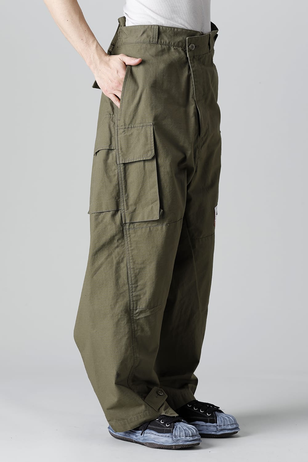 Slided Piece Cargo Pants