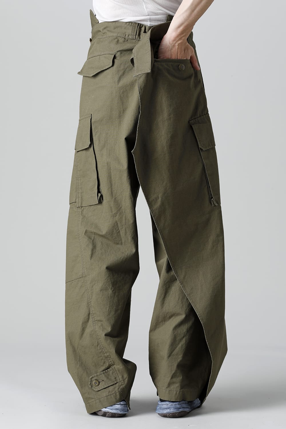 Slided Piece Cargo Pants