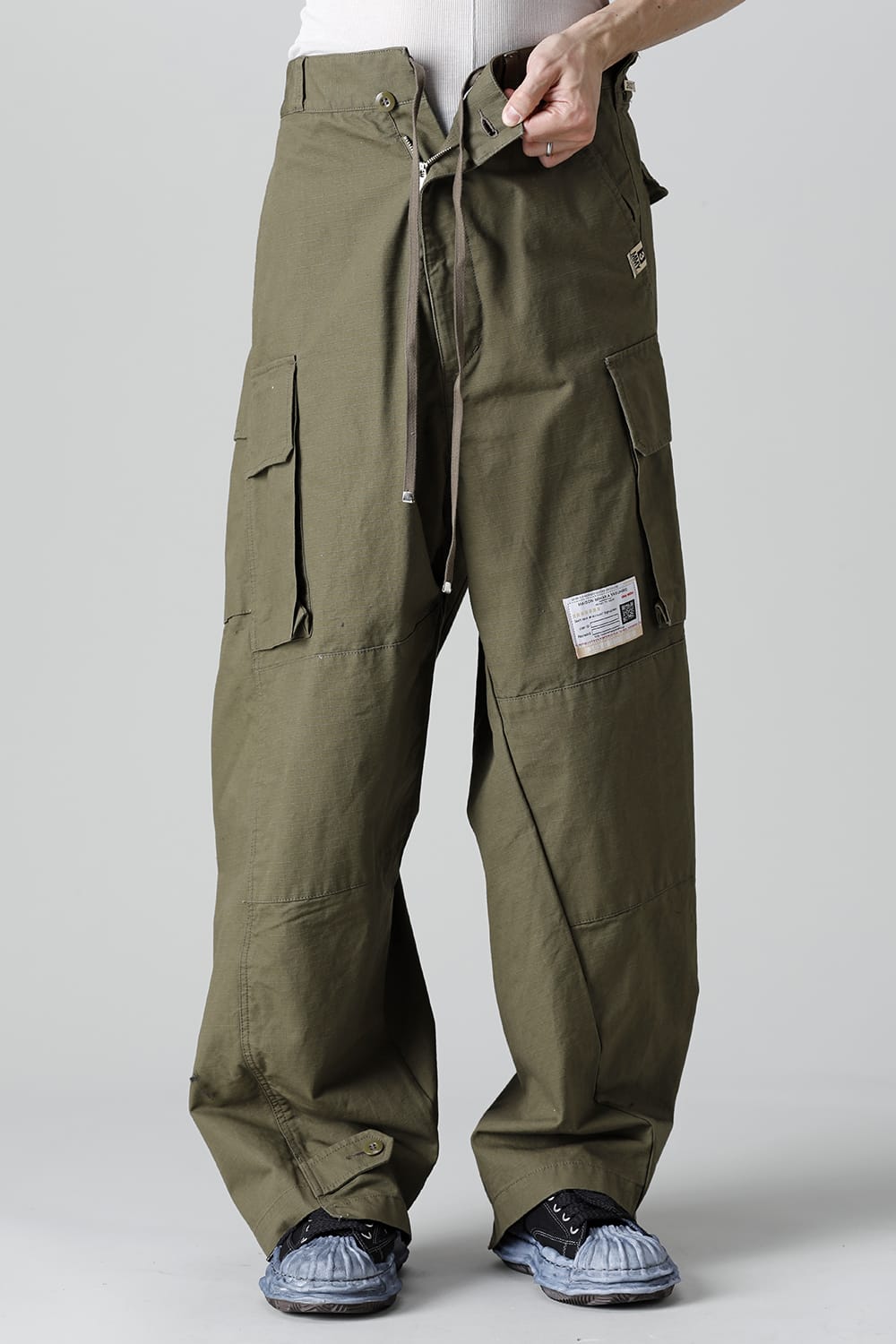 Slided Piece Cargo Pants