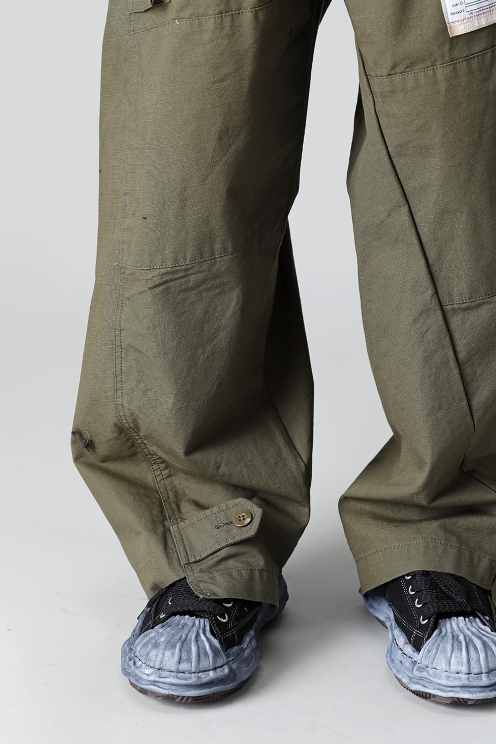 Slided Piece Cargo Pants