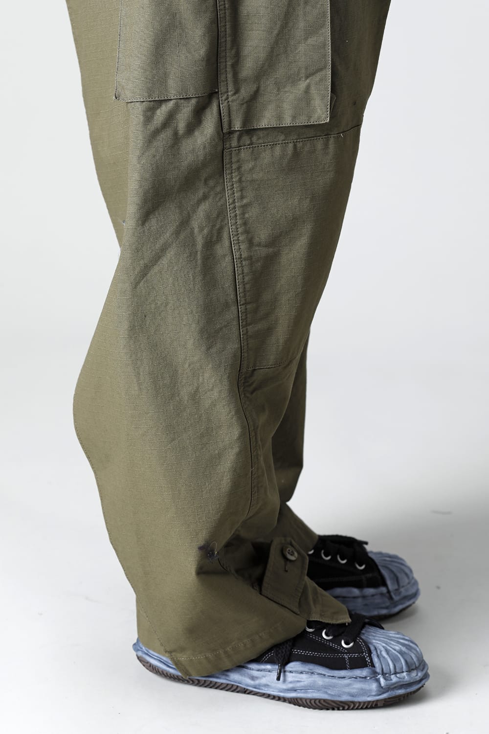 Slided Piece Cargo Pants