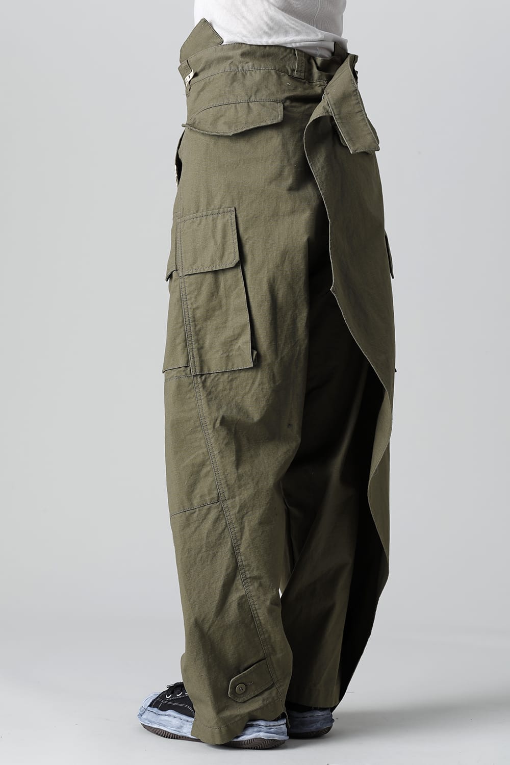 Slided Piece Cargo Pants