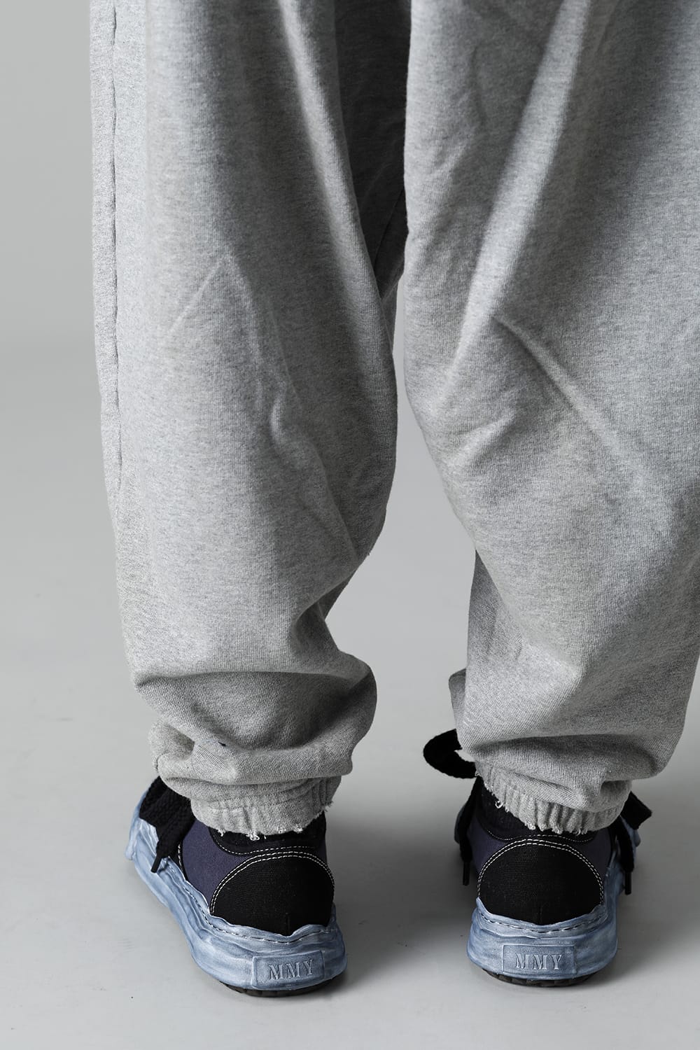 Twisted pants Gray