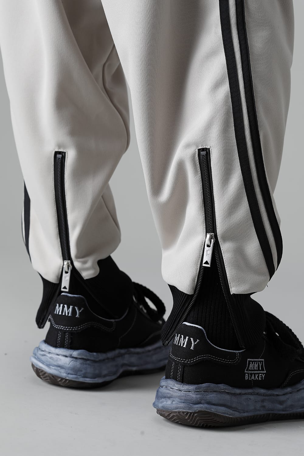 Twisted track pants