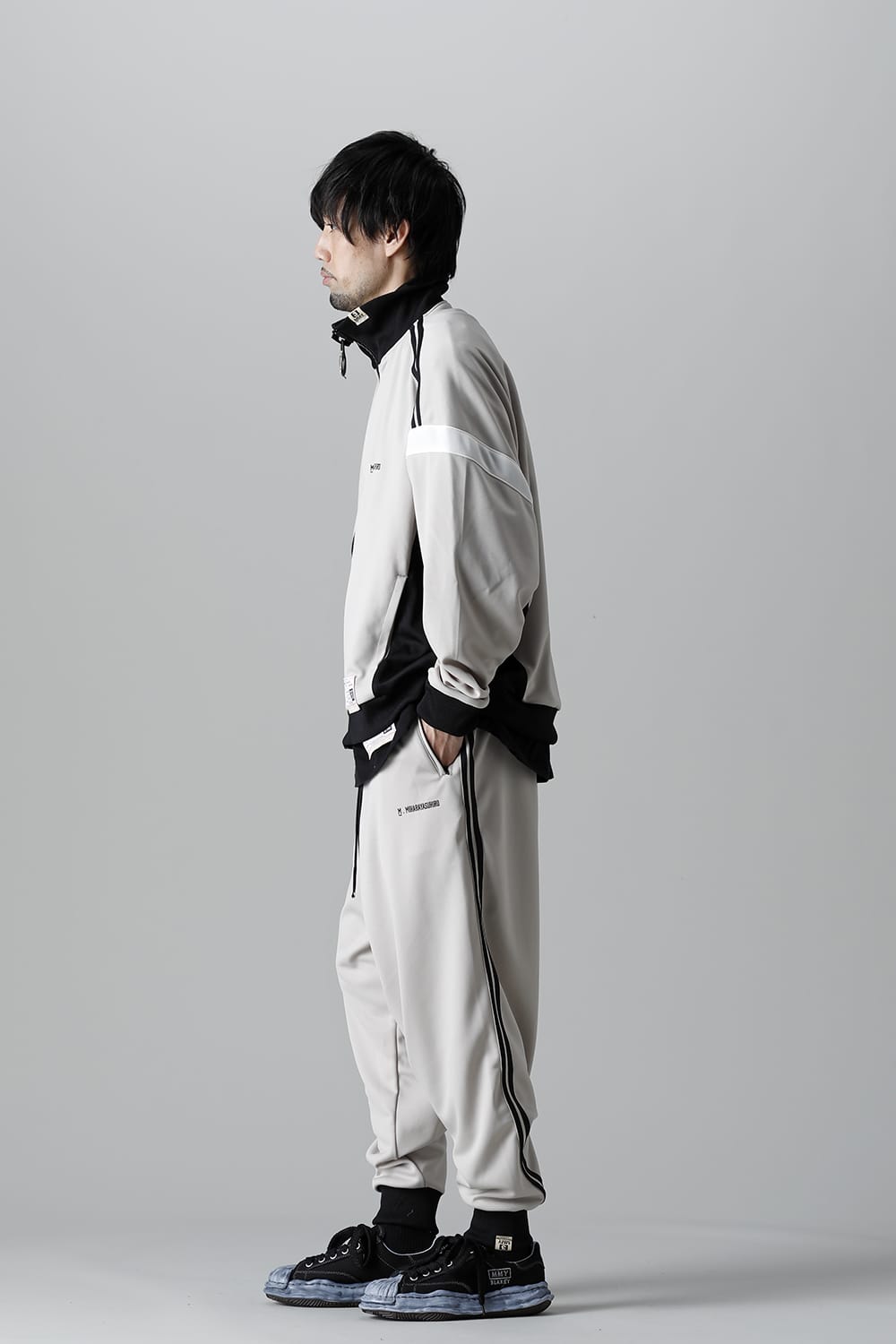 Twisted track pants