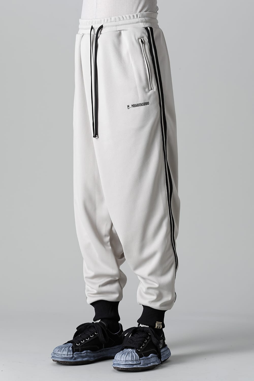 Twisted track pants