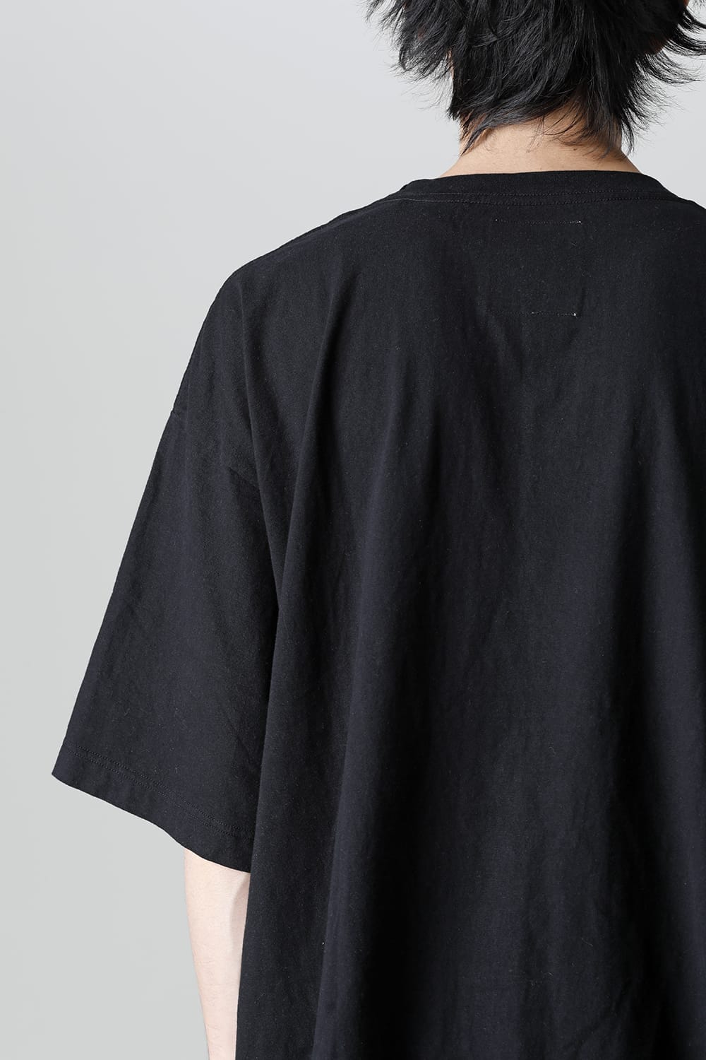 プリントTシャツ B