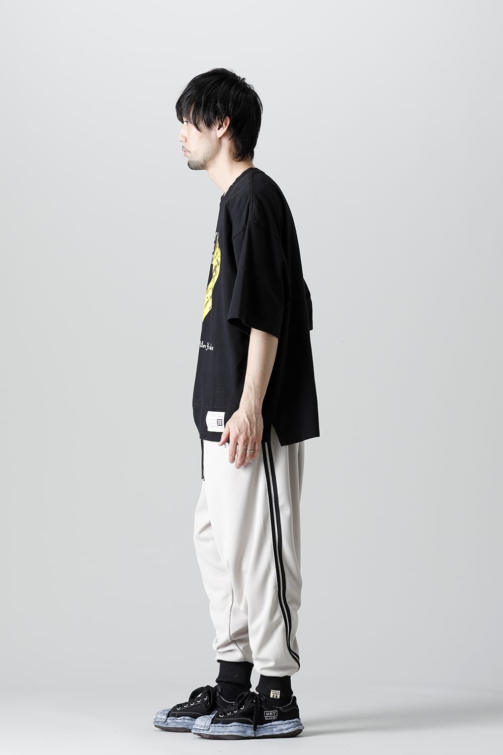 プリントTシャツ B