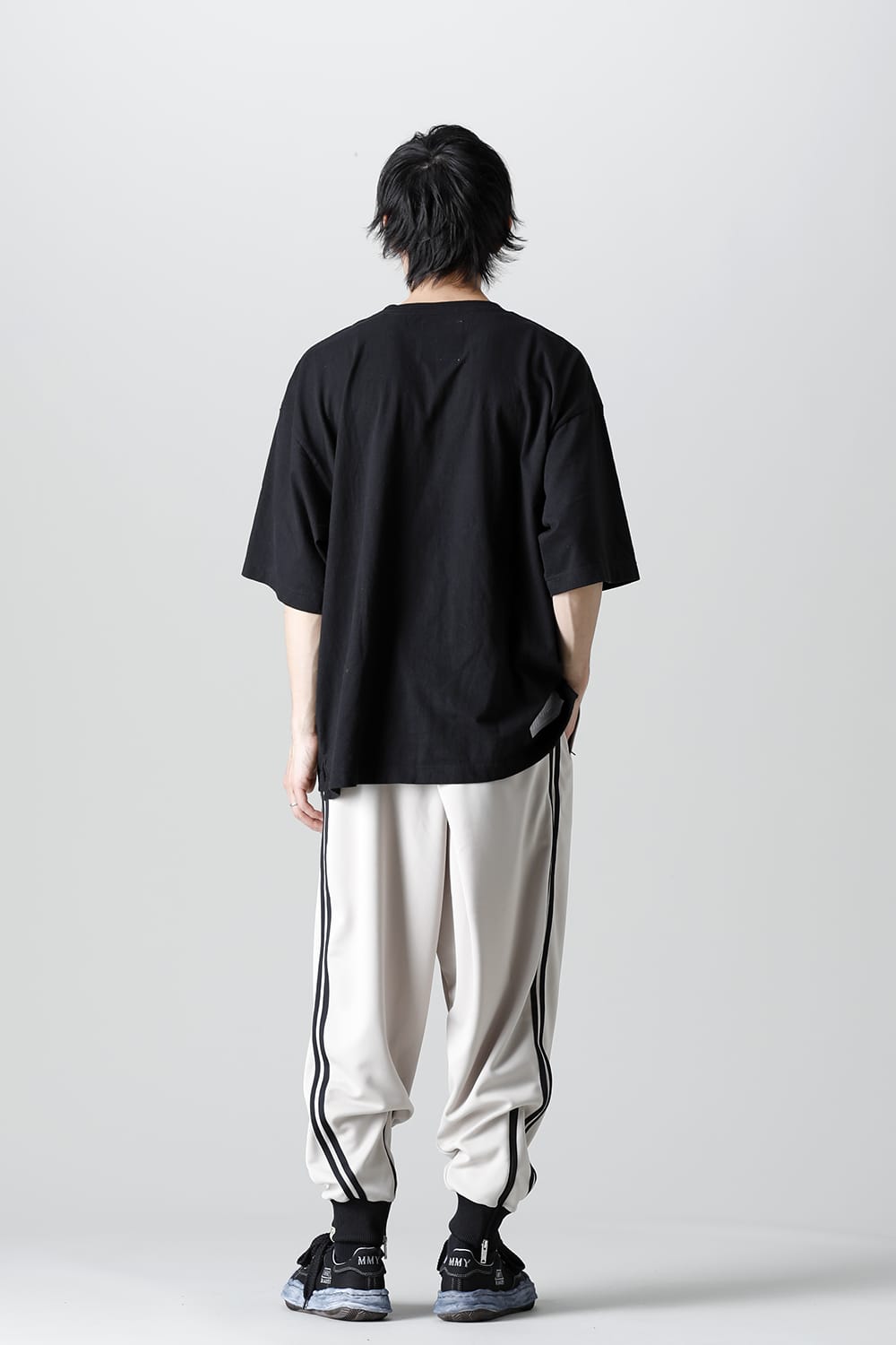 プリントTシャツ B