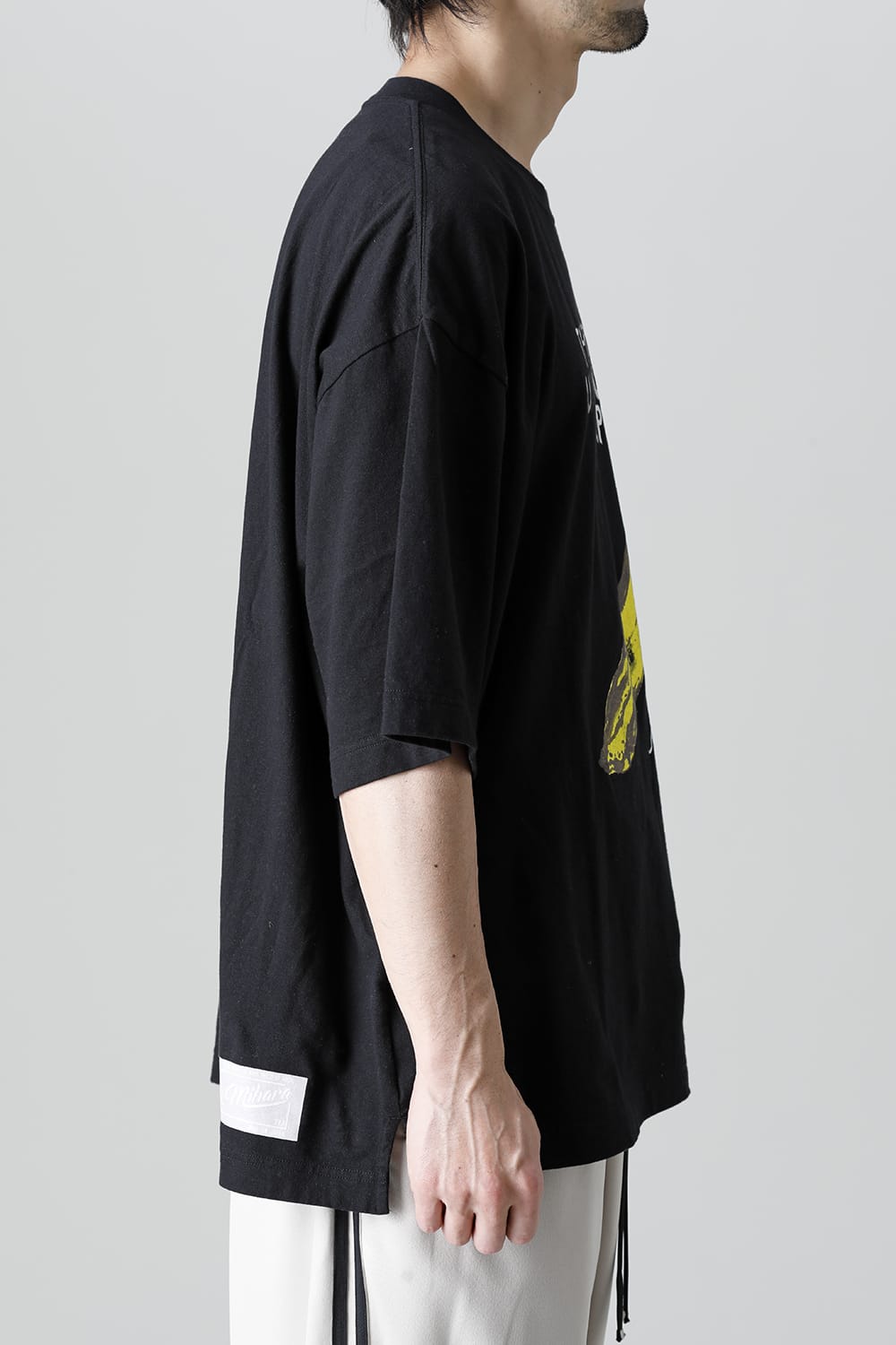 プリントTシャツ B