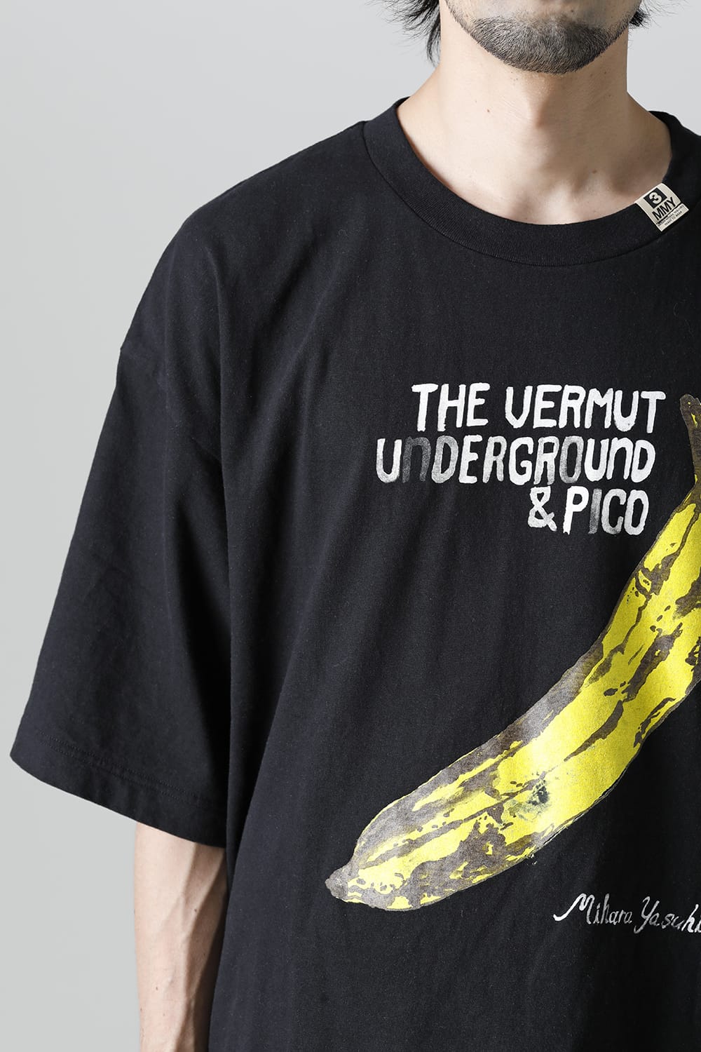 プリントTシャツ B