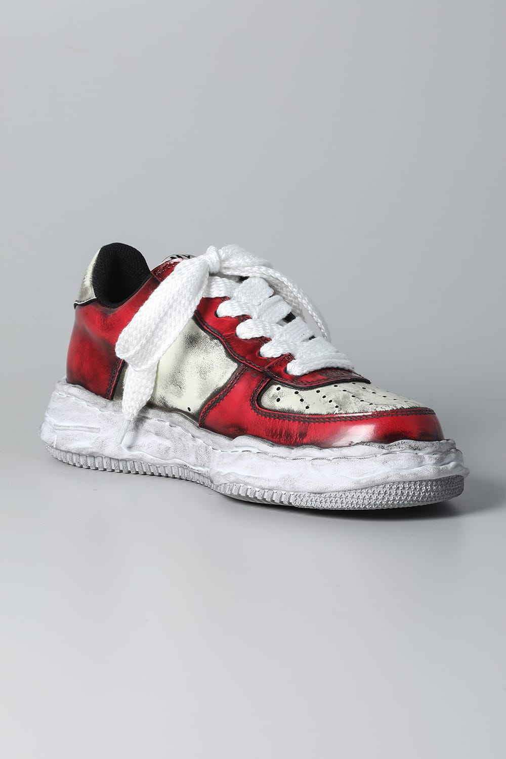 -WAYNE LOW- Brushed patent leather Sneakers  Red