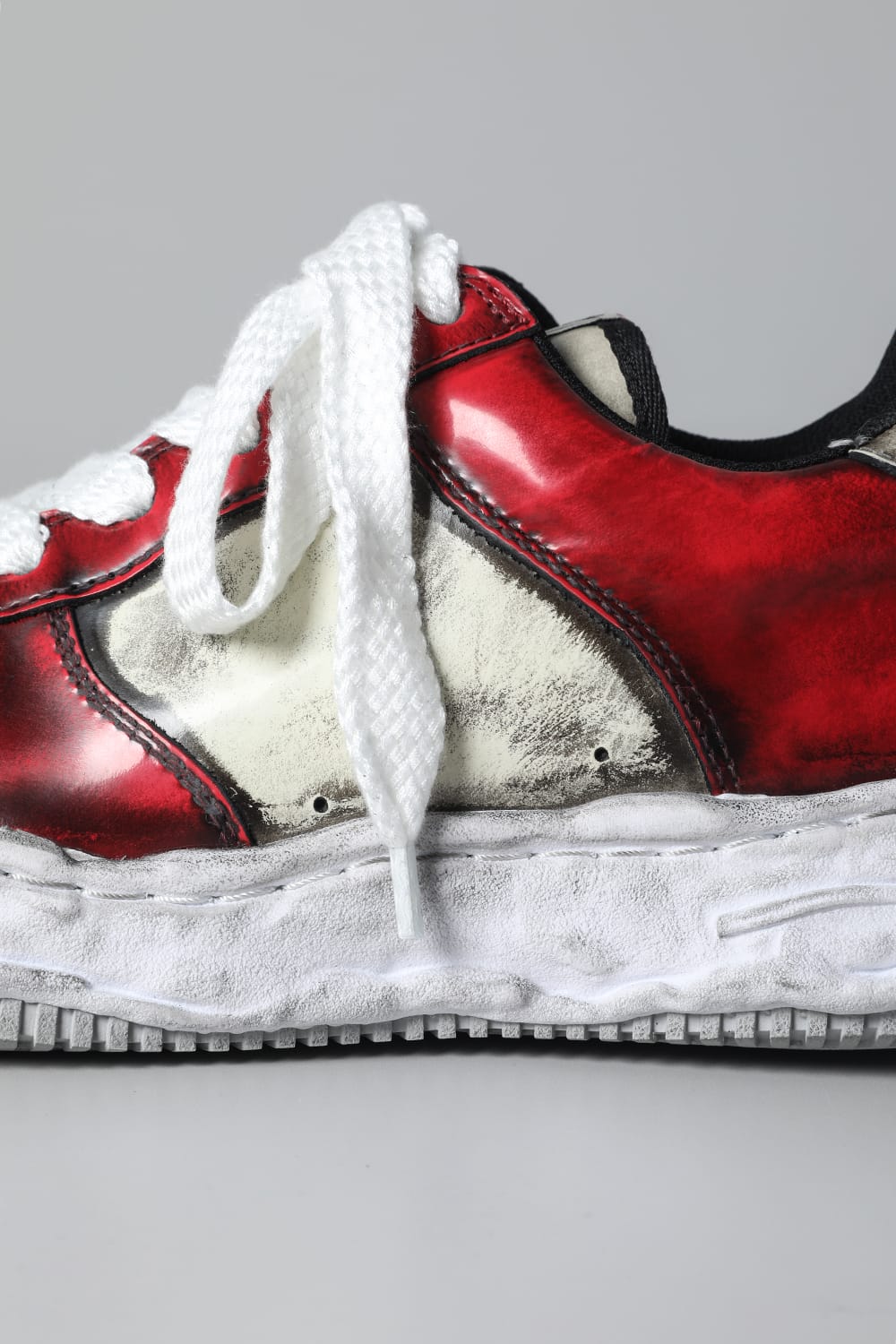 -WAYNE LOW- Brushed patent leather Sneakers  Red