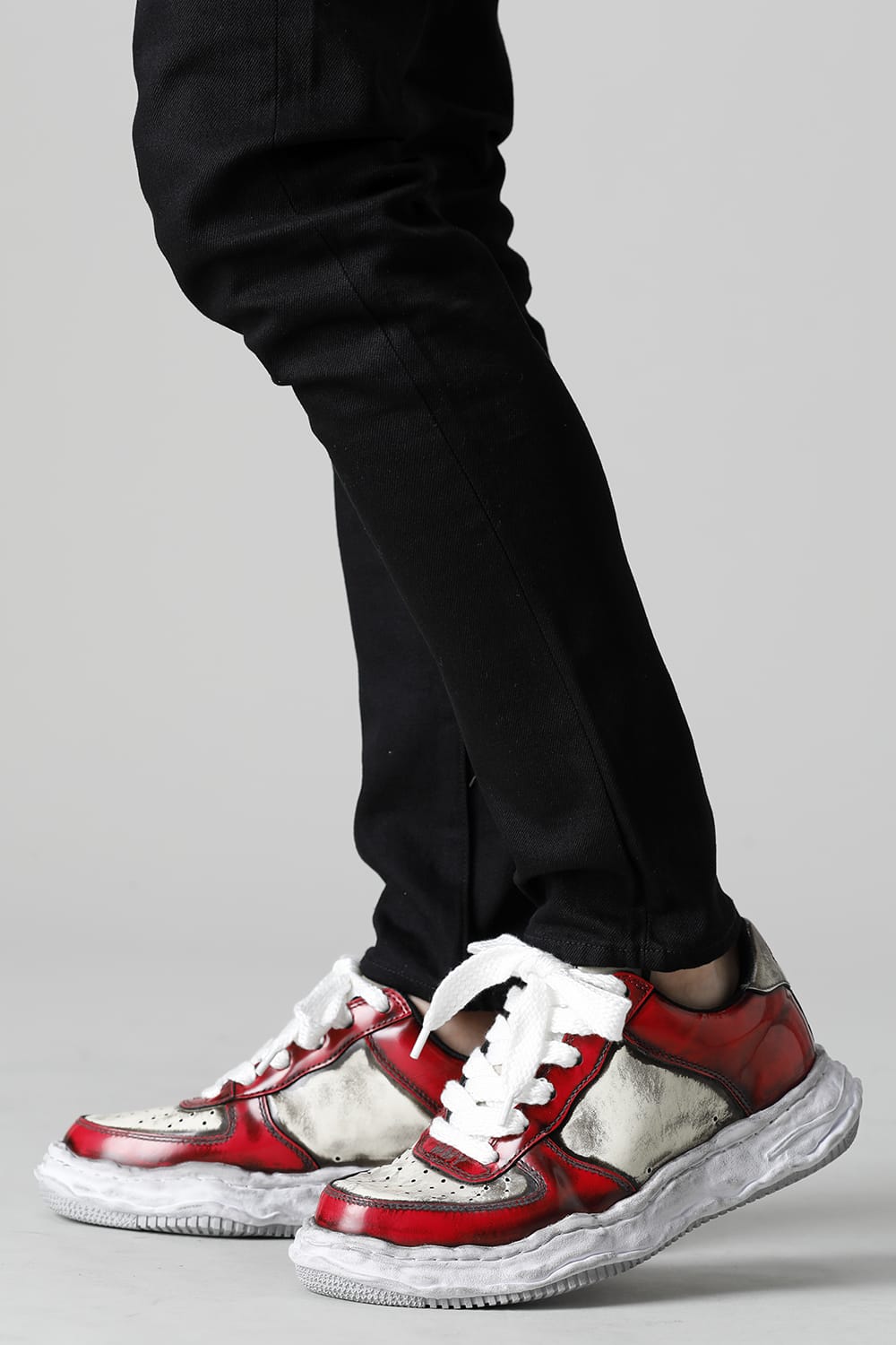 -WAYNE LOW- Brushed patent leather Sneakers  Red