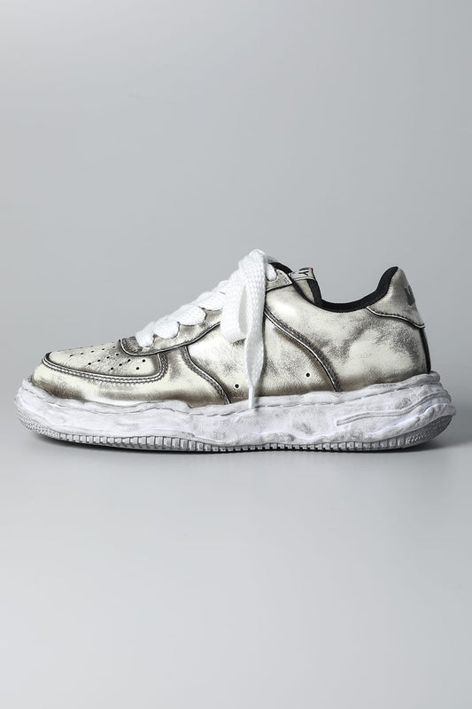 -WAYNE LOW- Brushed patent leather Sneakers  White