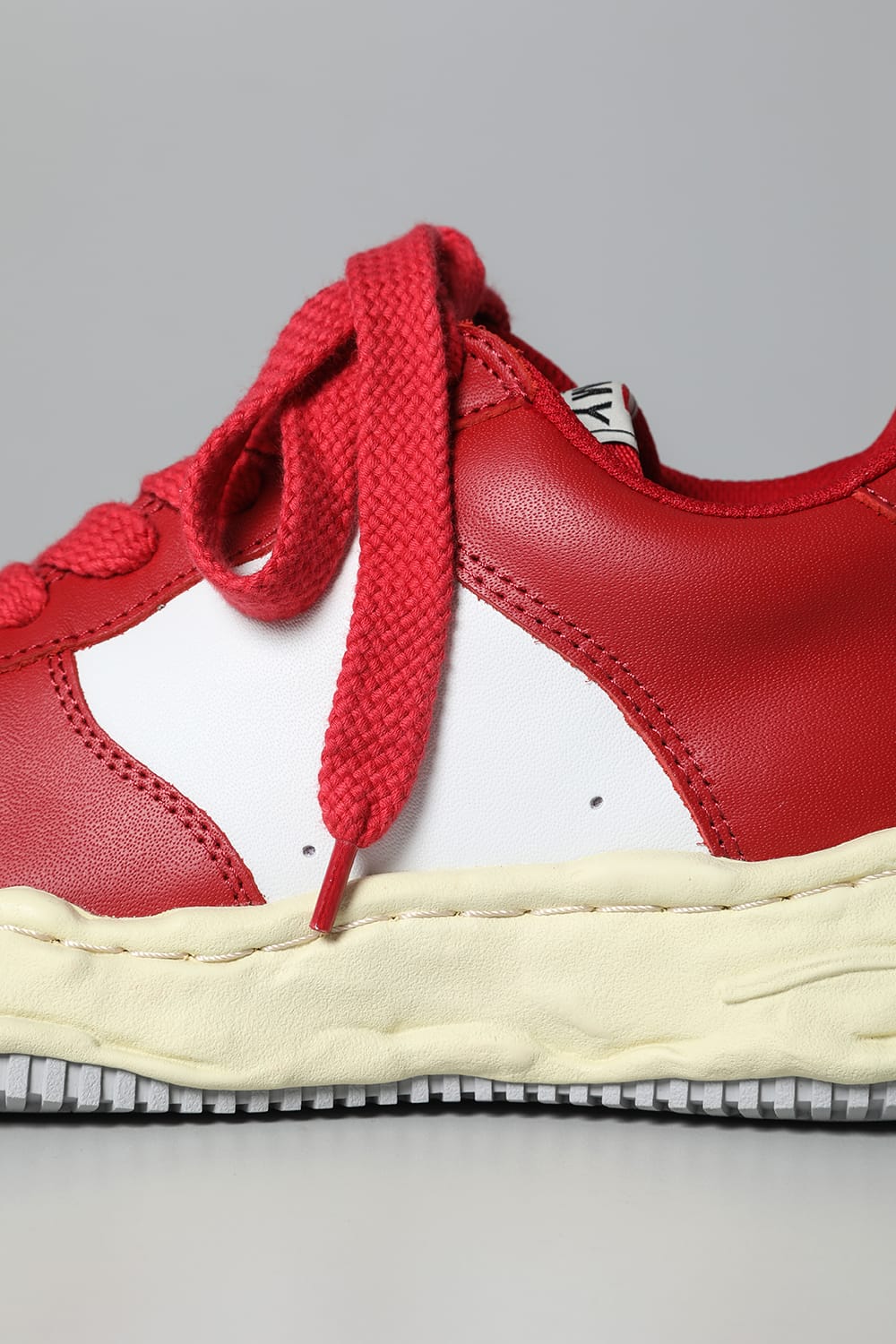 WAYNE Low leather Low-top sneakers  Vintage Like Sole Red / White