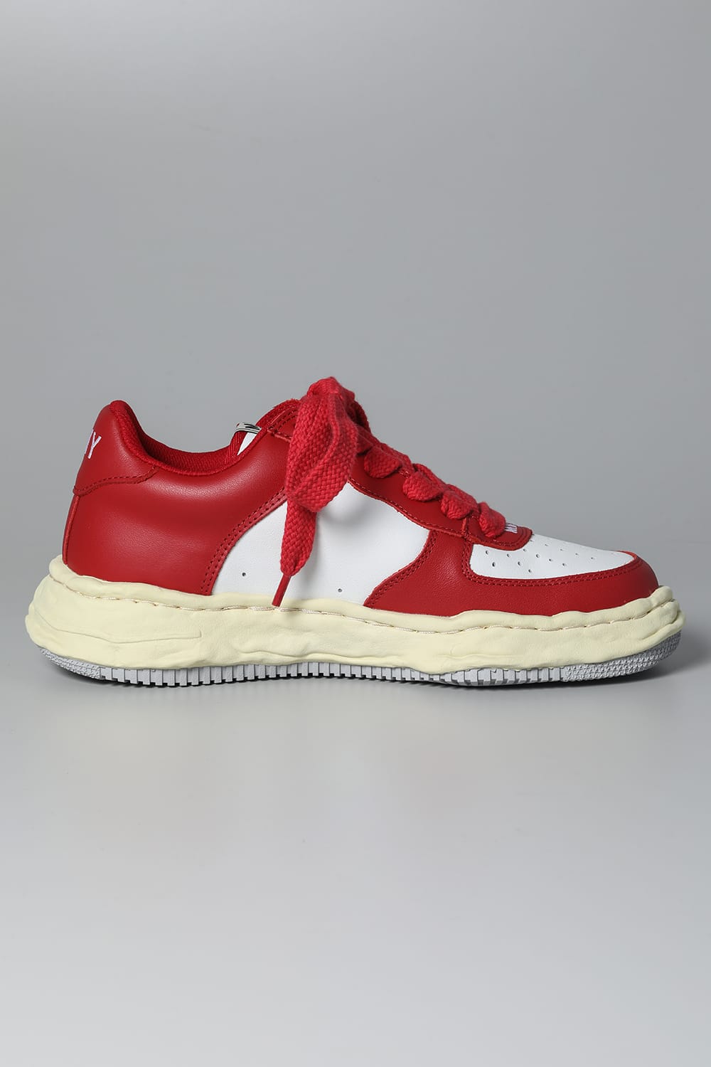 WAYNE Low leather Low-top sneakers  Vintage Like Sole Red / White