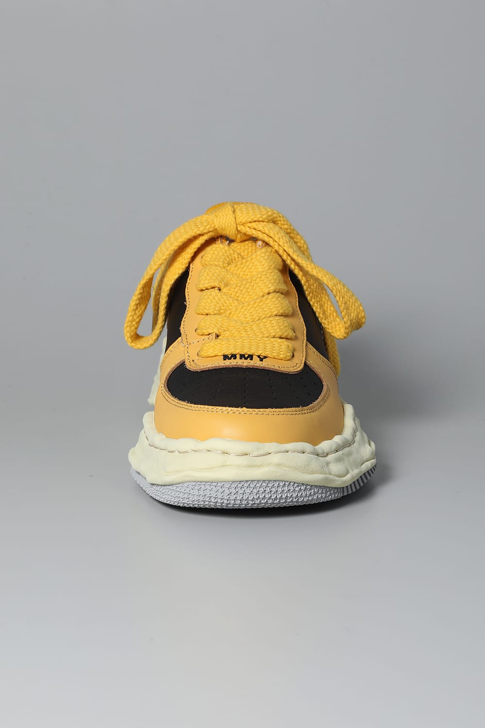 WAYNE Low leather Low-top sneakers  Vintage Like Sole Yellow / Black