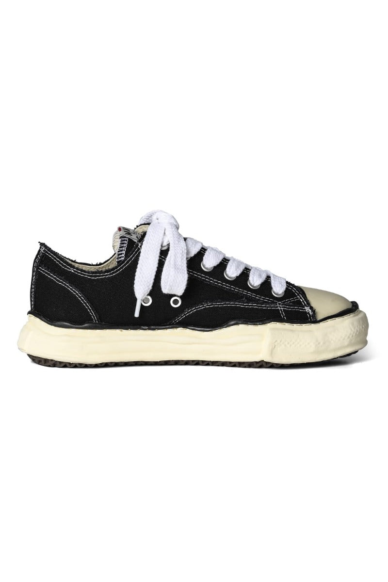PETERSON canvas Low-cut sneakers  Vintage like sole Black