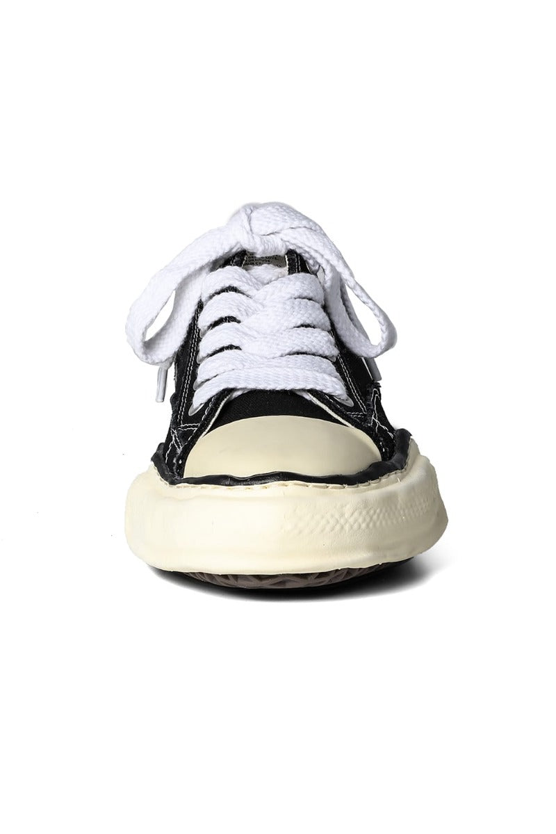 PETERSON canvas Low-cut sneakers  Vintage like sole Black