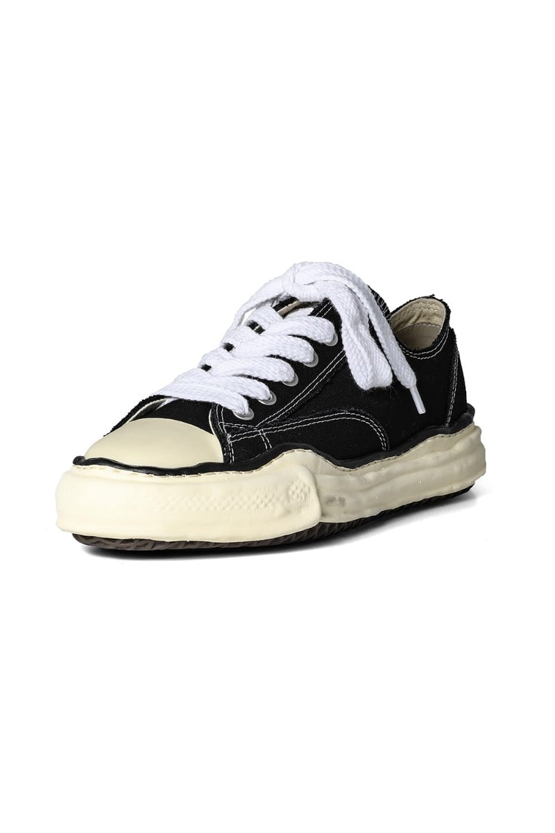 PETERSON canvas Low-cut sneakers  Vintage like sole Black