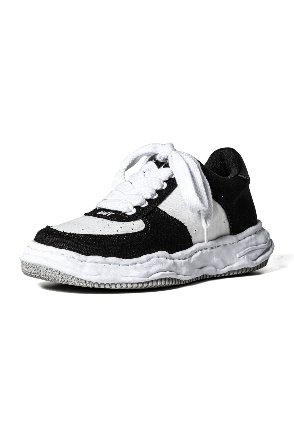 WAYNE Original sole Canvas Low-Cut sneakers Black/White