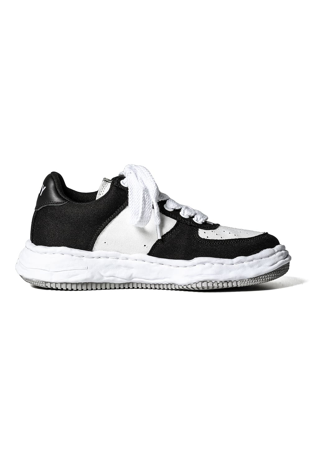 WAYNE Original sole Canvas Low-Cut sneakers Black/White