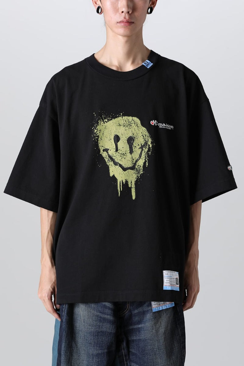 Smily Face Printed Tee Black