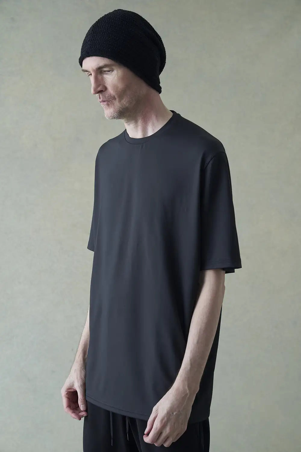 Short sleeve hybrid yarn jersey