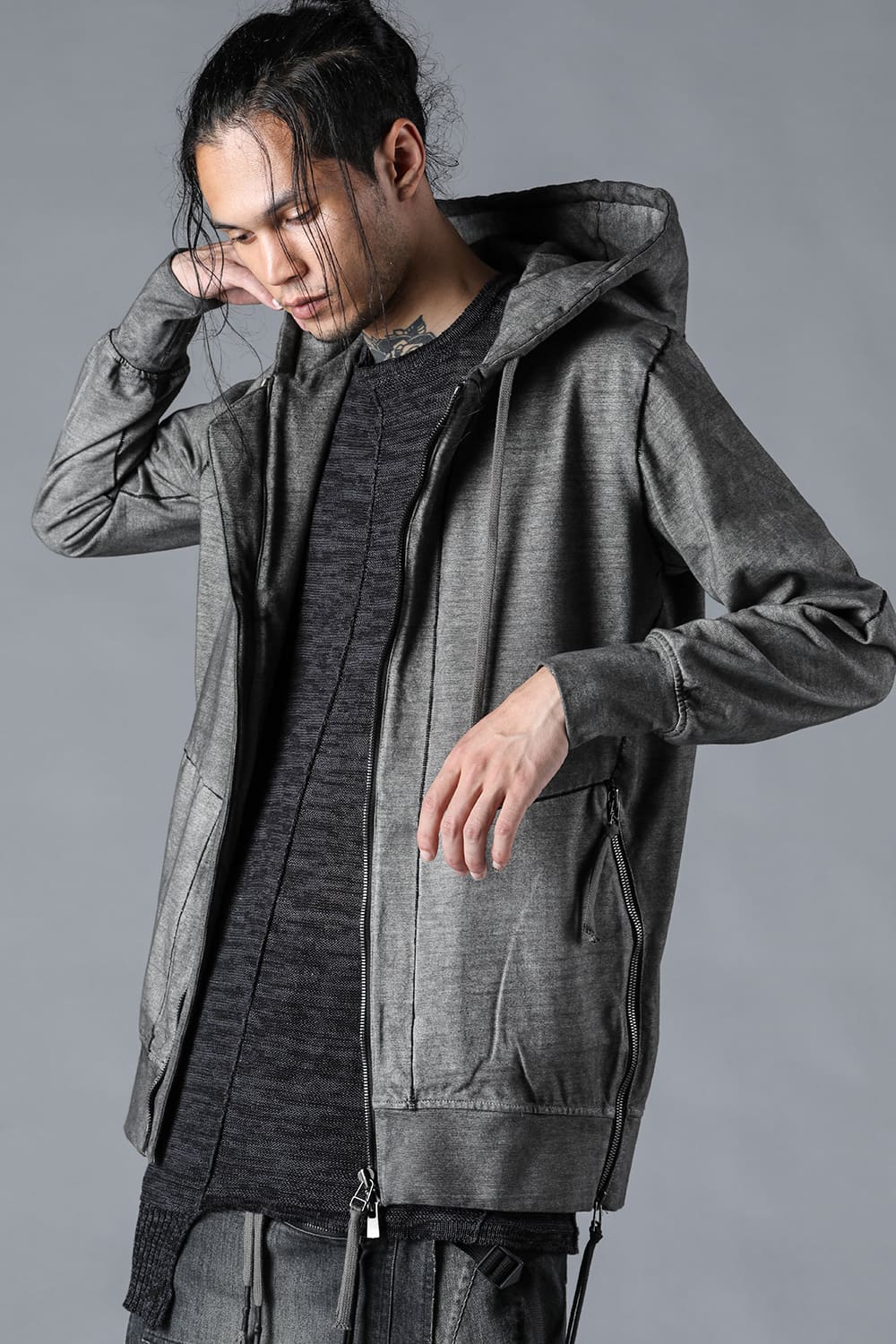 Ink-dyed Dense Knit Hooded Jacket