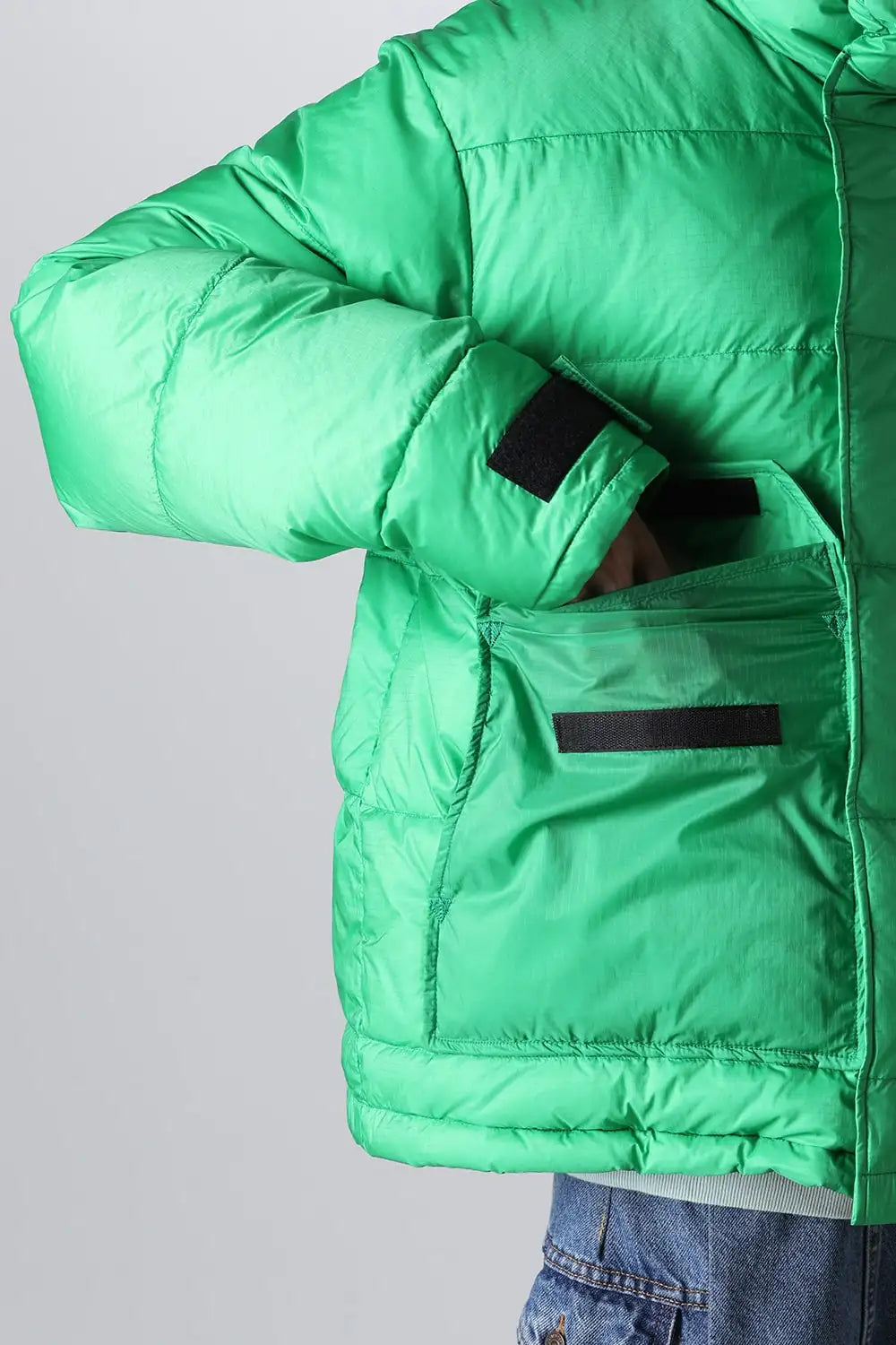 ダウンジャケット