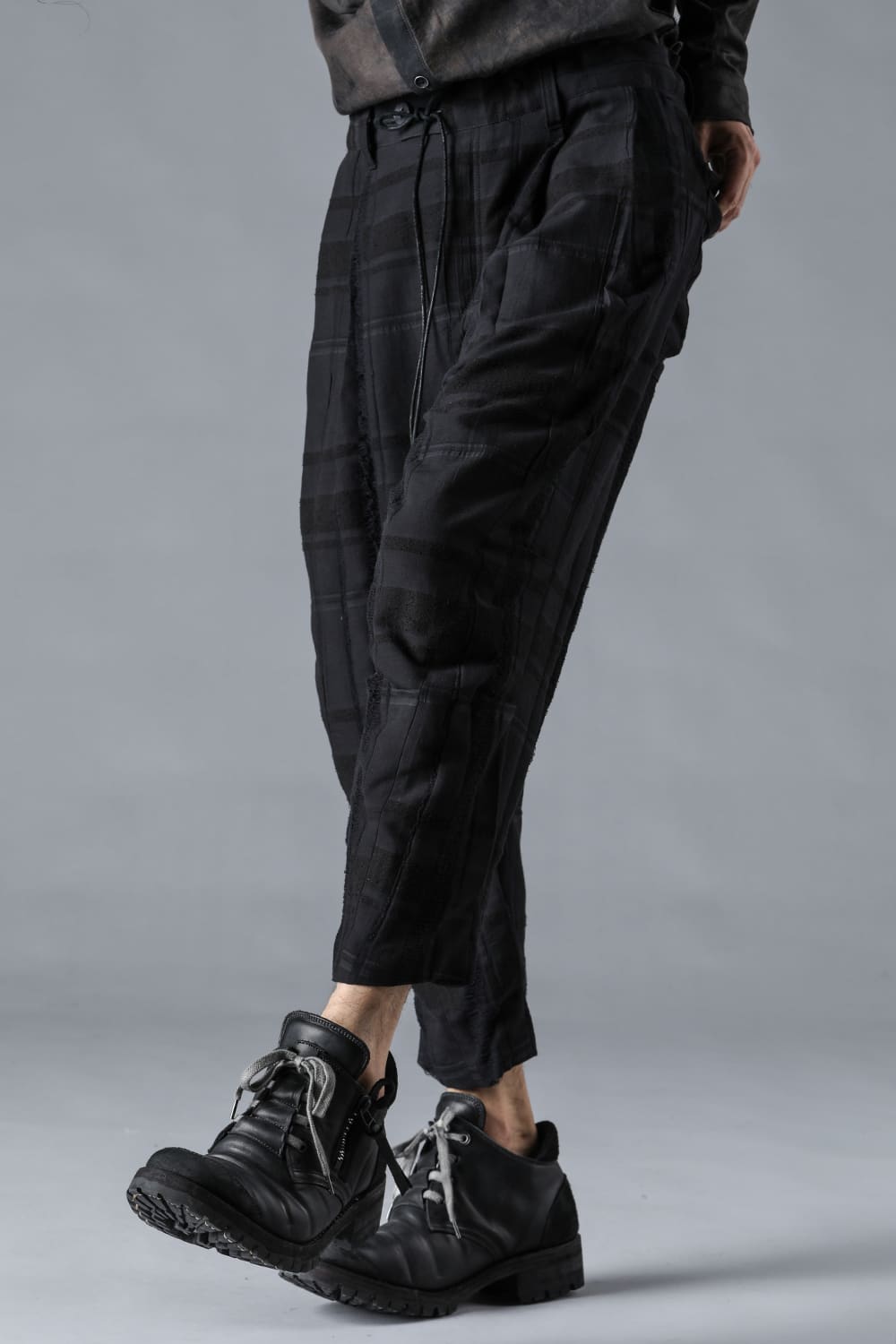 Check Jacquard Wide Cropped Pants