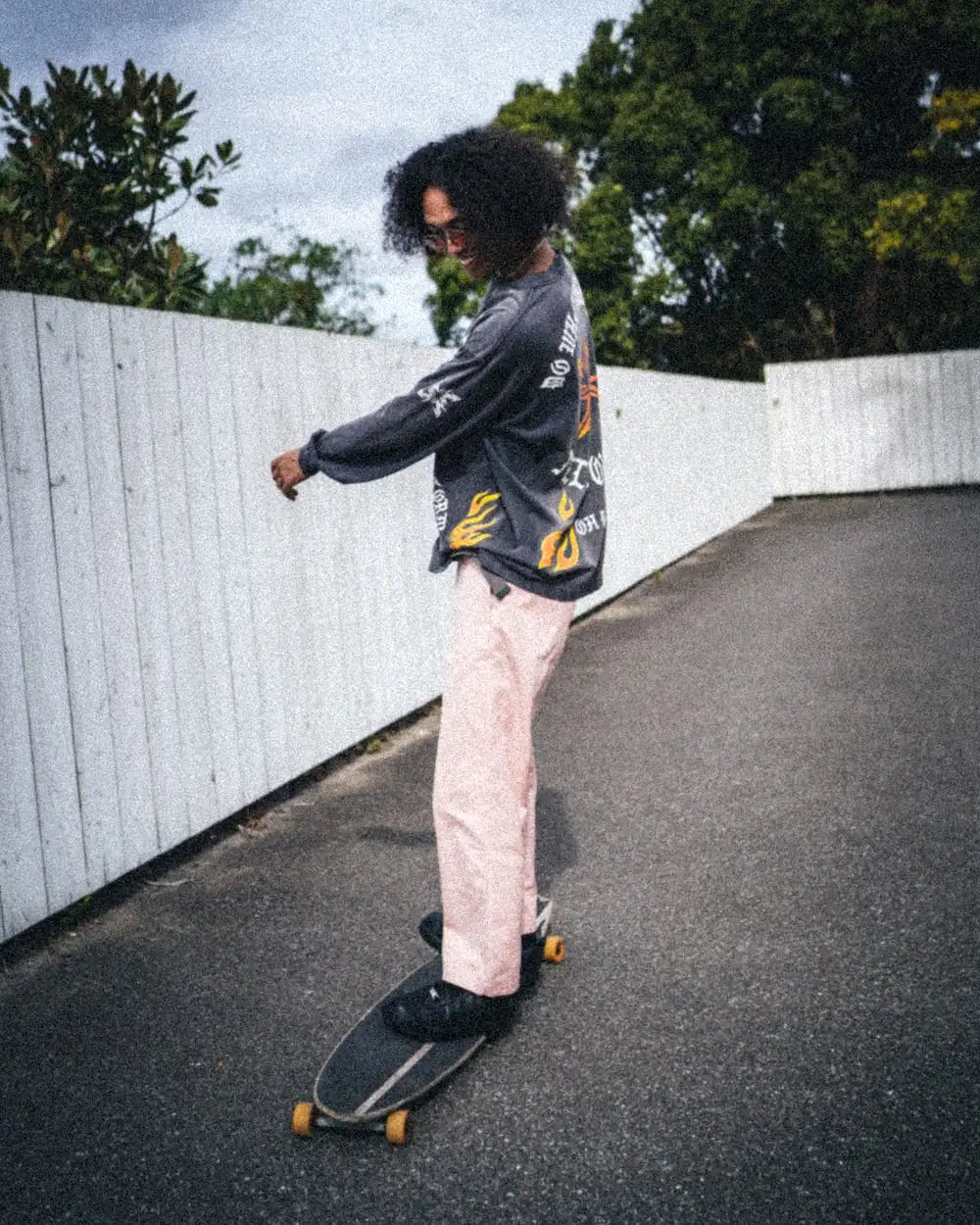 M ロングスリーブTシャツ