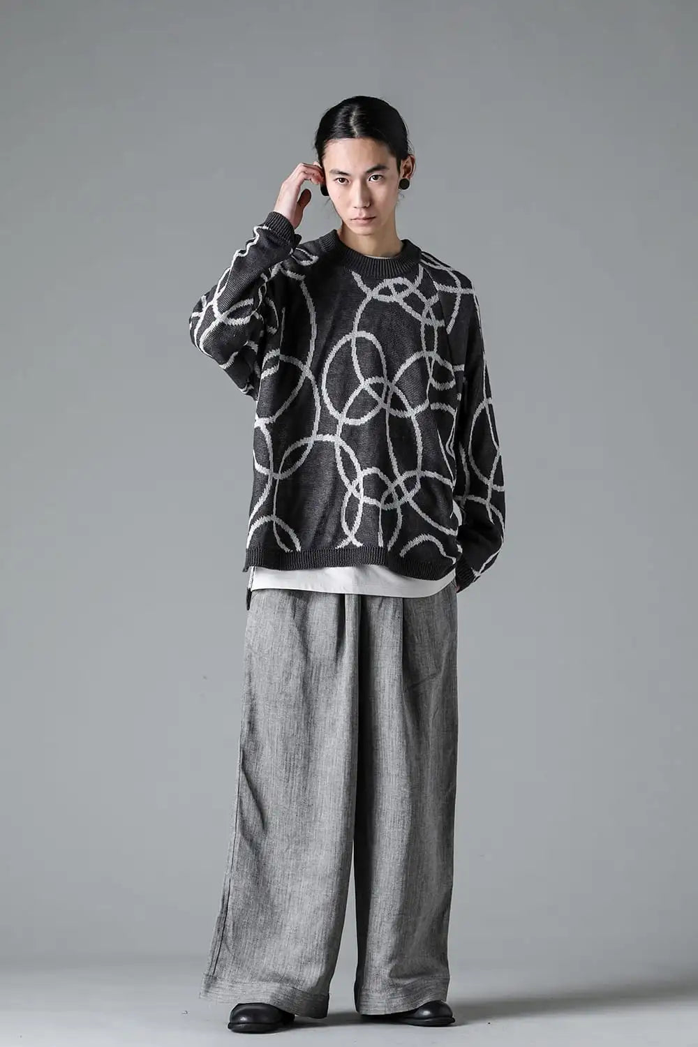 KNITTED CREW NECK Hemp yarn 7gg DK GREY