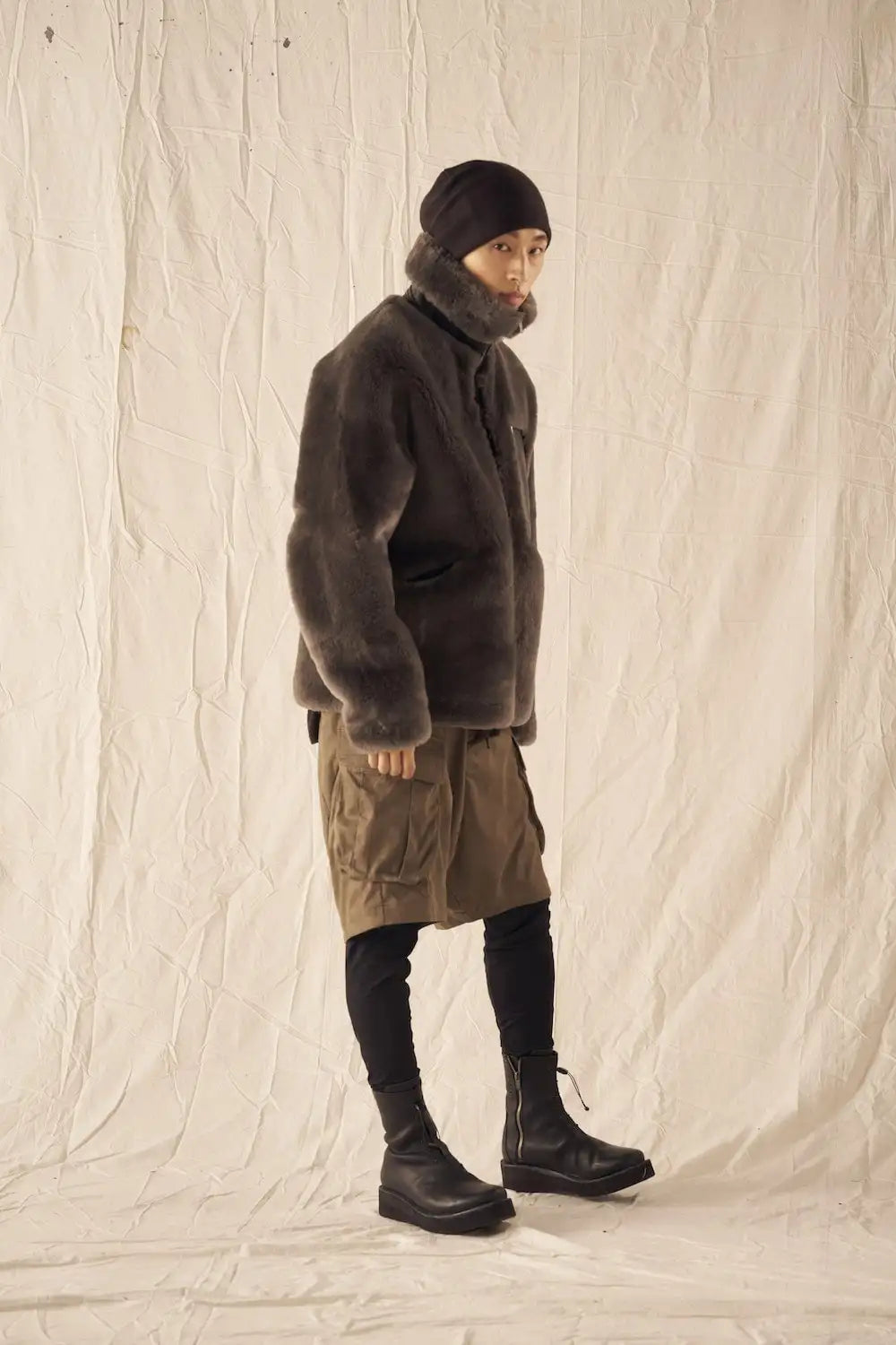 FASCINATE_THE R Limited Mouton Jacket Gray