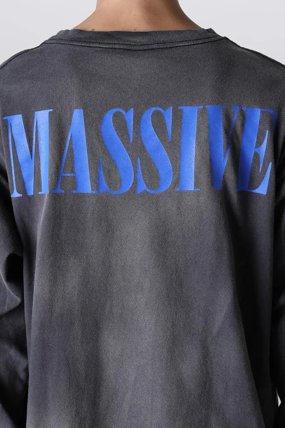 MASSIVE Long sleeve T-shirt