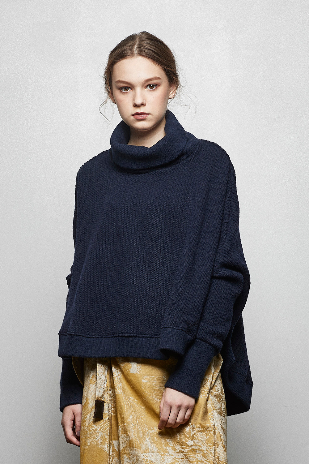 High Neck Top - AL-1652