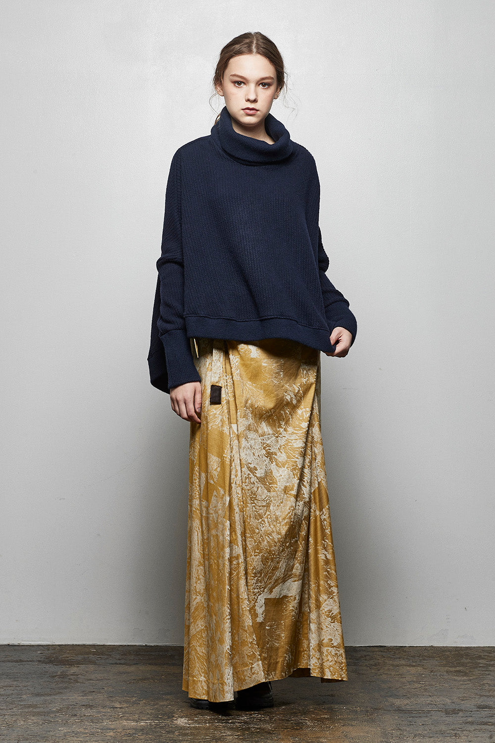 High Neck Top - AL-1652