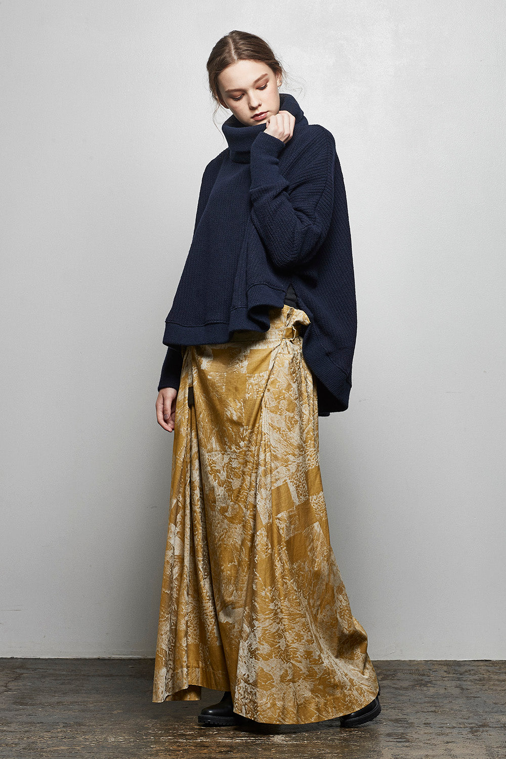 High Neck Top - AL-1652