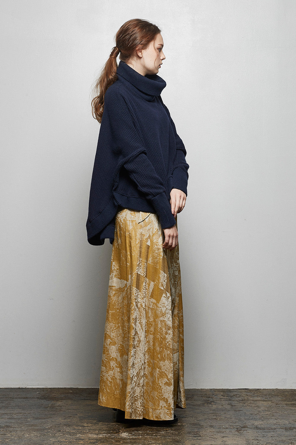 High Neck Top - AL-1652