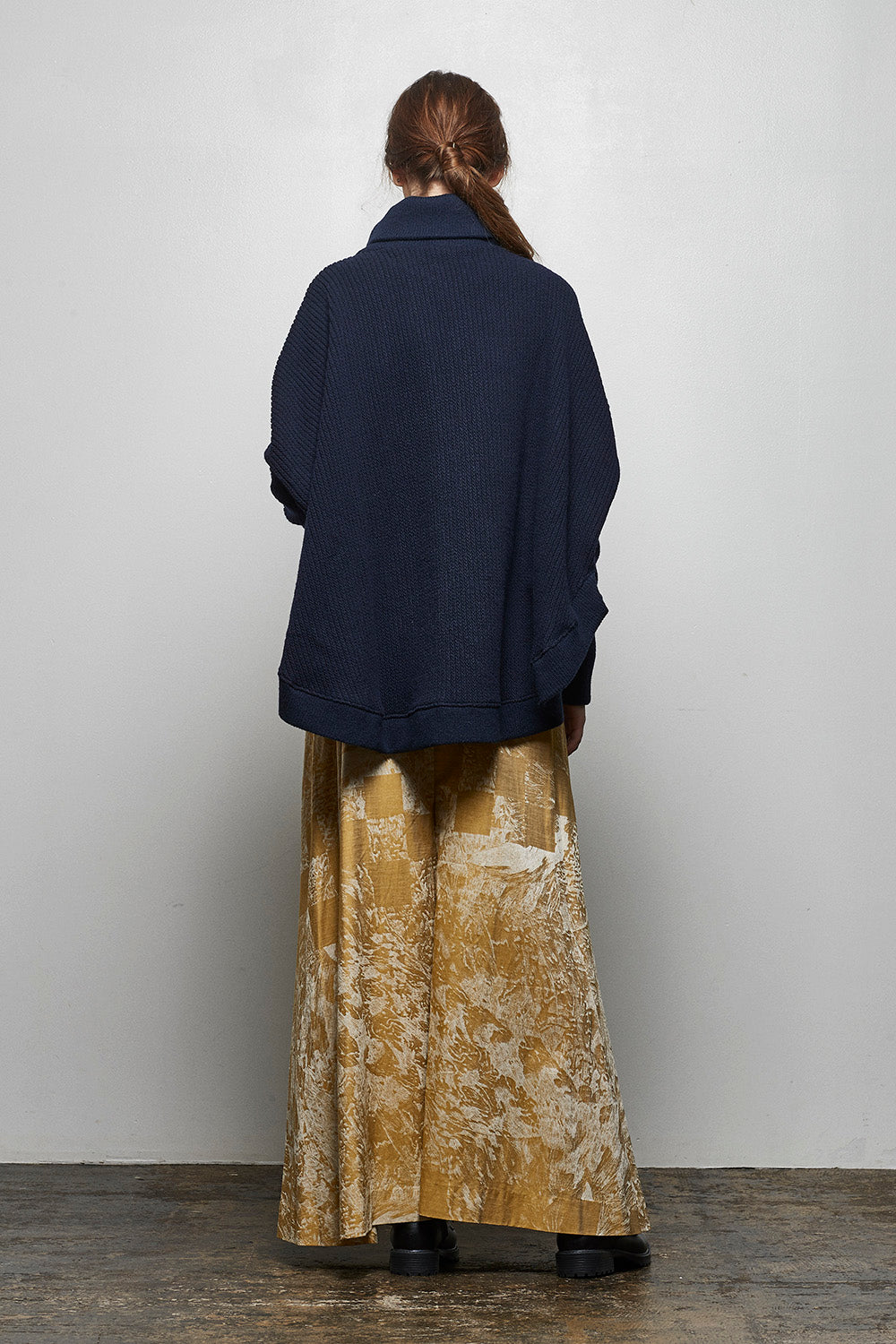 High Neck Top - AL-1652