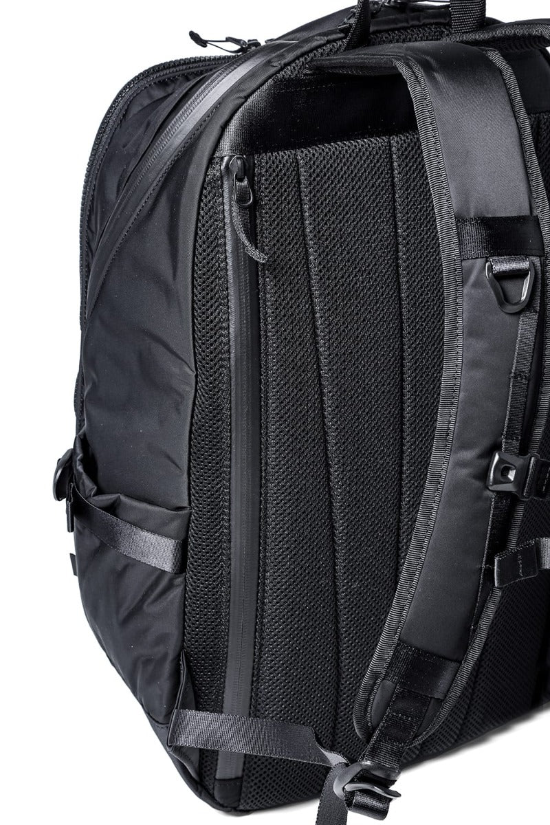 BACKPACK (M)