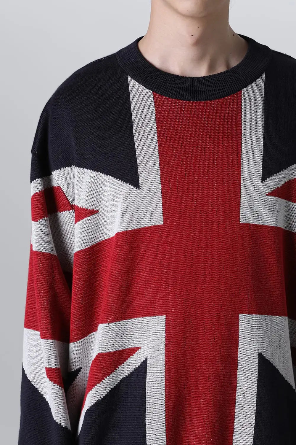 crew neck sweater.(union jack)