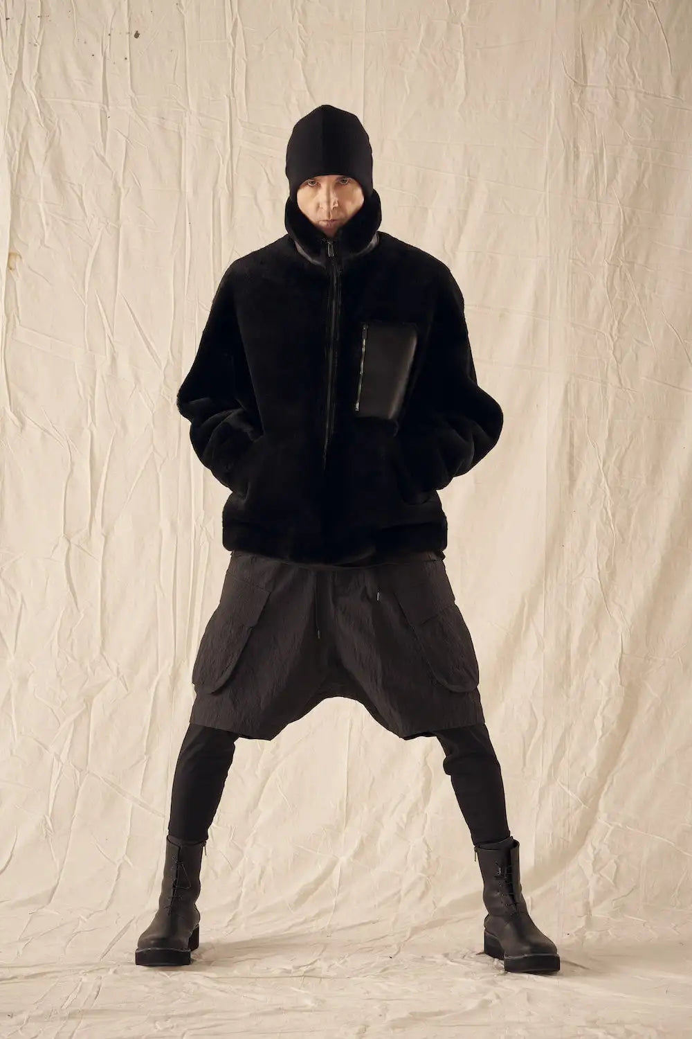 FASCINATE_THE R Limited Mouton Jacket Black