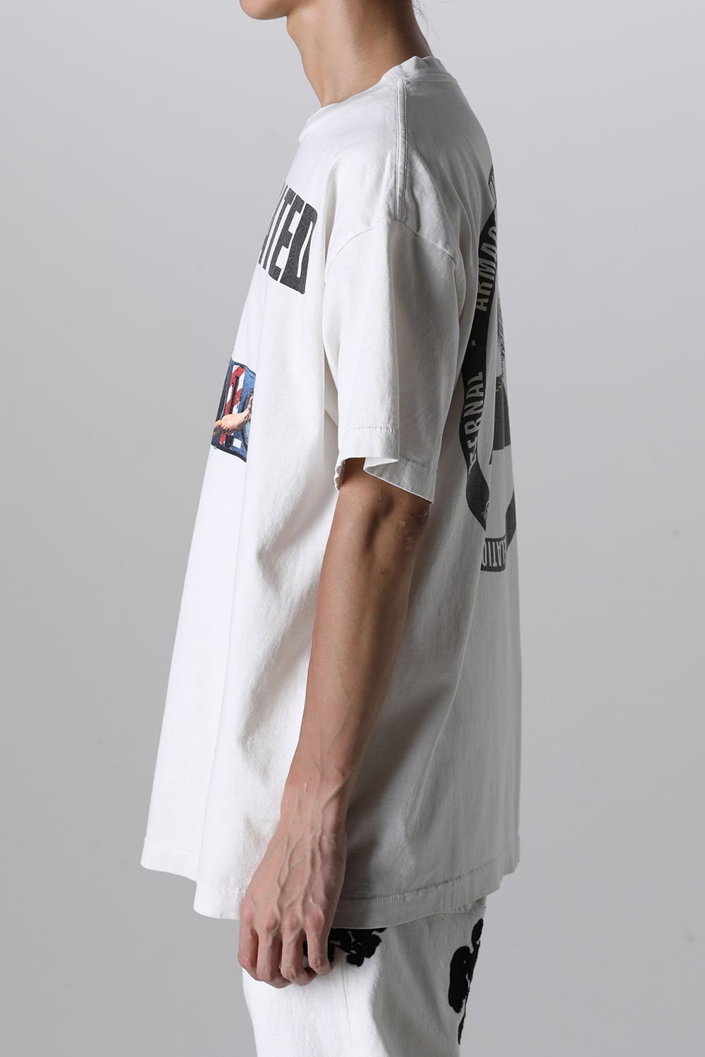 KOSUKE KAWAMURA × ©SAINT M×××××× COMPLICATED Short sleeve T-shirt