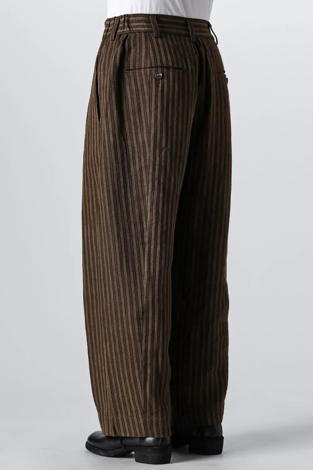 Front Pleats Tapered Long Trousers