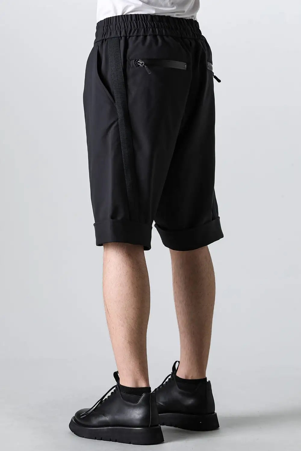Line Buggy Shorts