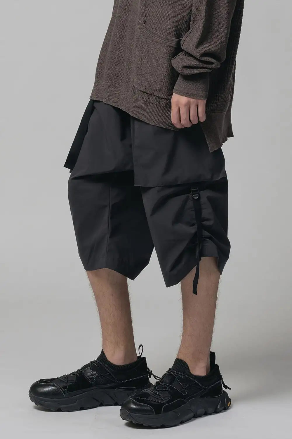 Water-Repellent Short Pants Dark Gray